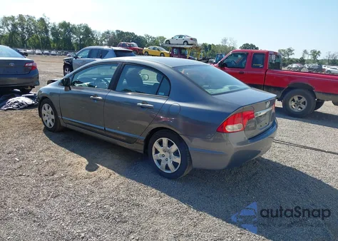 2009 Honda Civic Lx z USA, uszkodzony, nr VIN 19XFA16509E047811